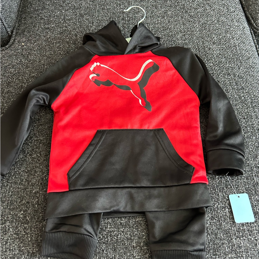 NWT PUMA 2-Piece Set Red Size 2T